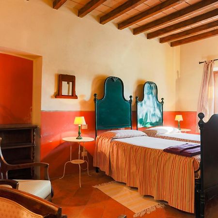 Agriturismo Le Corti Della Gualdana Voghera Eksteriør bilde
