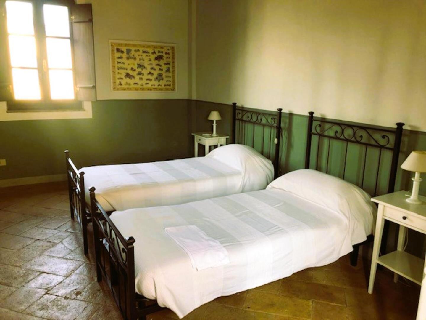 Agriturismo Le Corti Della Gualdana Voghera Eksteriør bilde