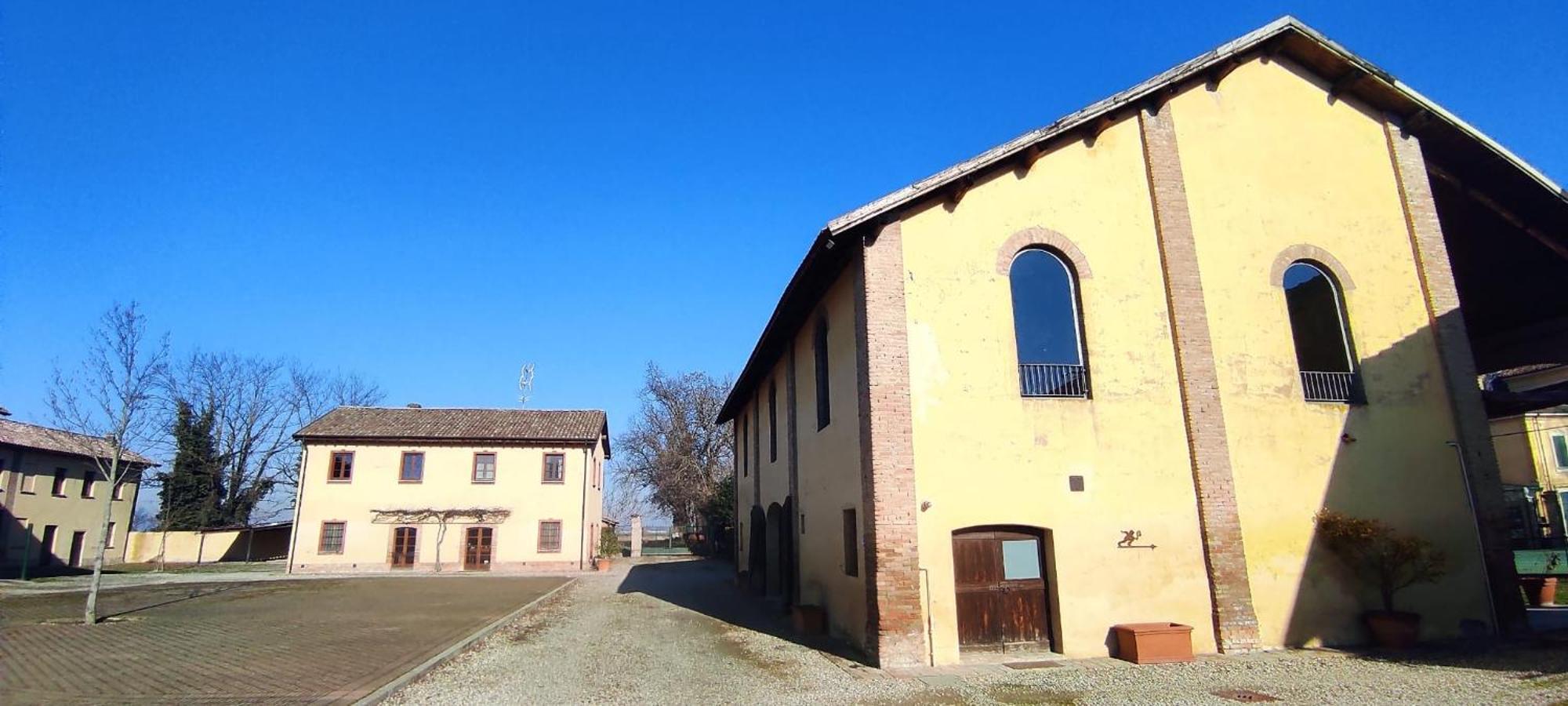 Agriturismo Le Corti Della Gualdana Voghera Eksteriør bilde
