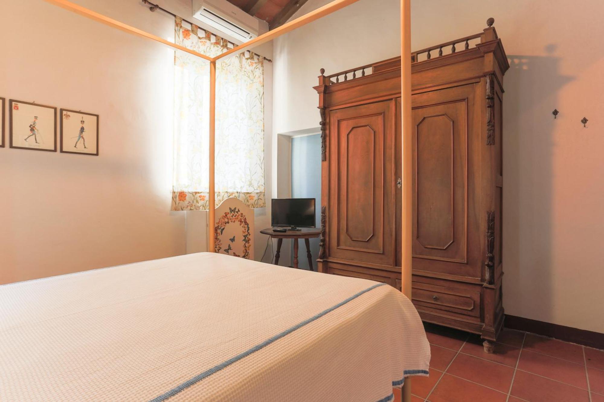 Agriturismo Le Corti Della Gualdana Voghera Eksteriør bilde